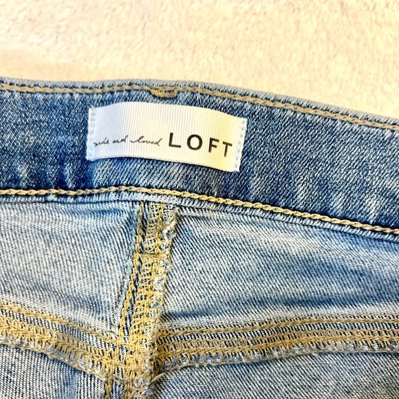 LOFT Flare Jeans Size Petite 28/6 Mid Rise - Picture 5 of 8